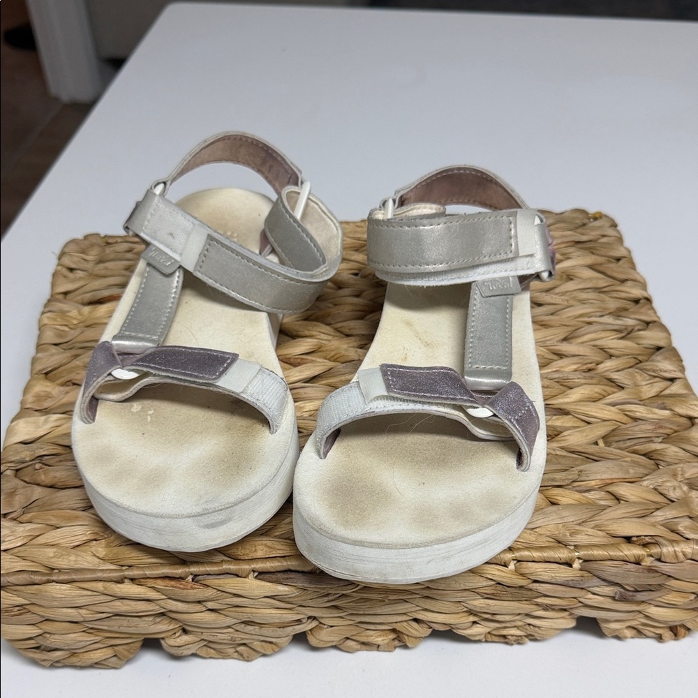 Teva Women's Sandals in Cream and Gray